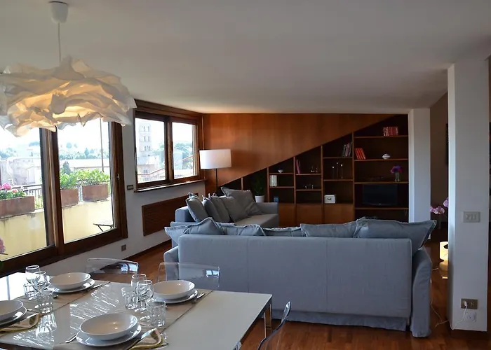 Penthouse Cardello Colosseum * Рим