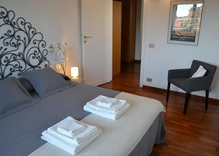 Penthouse Cardello Colosseum Рим